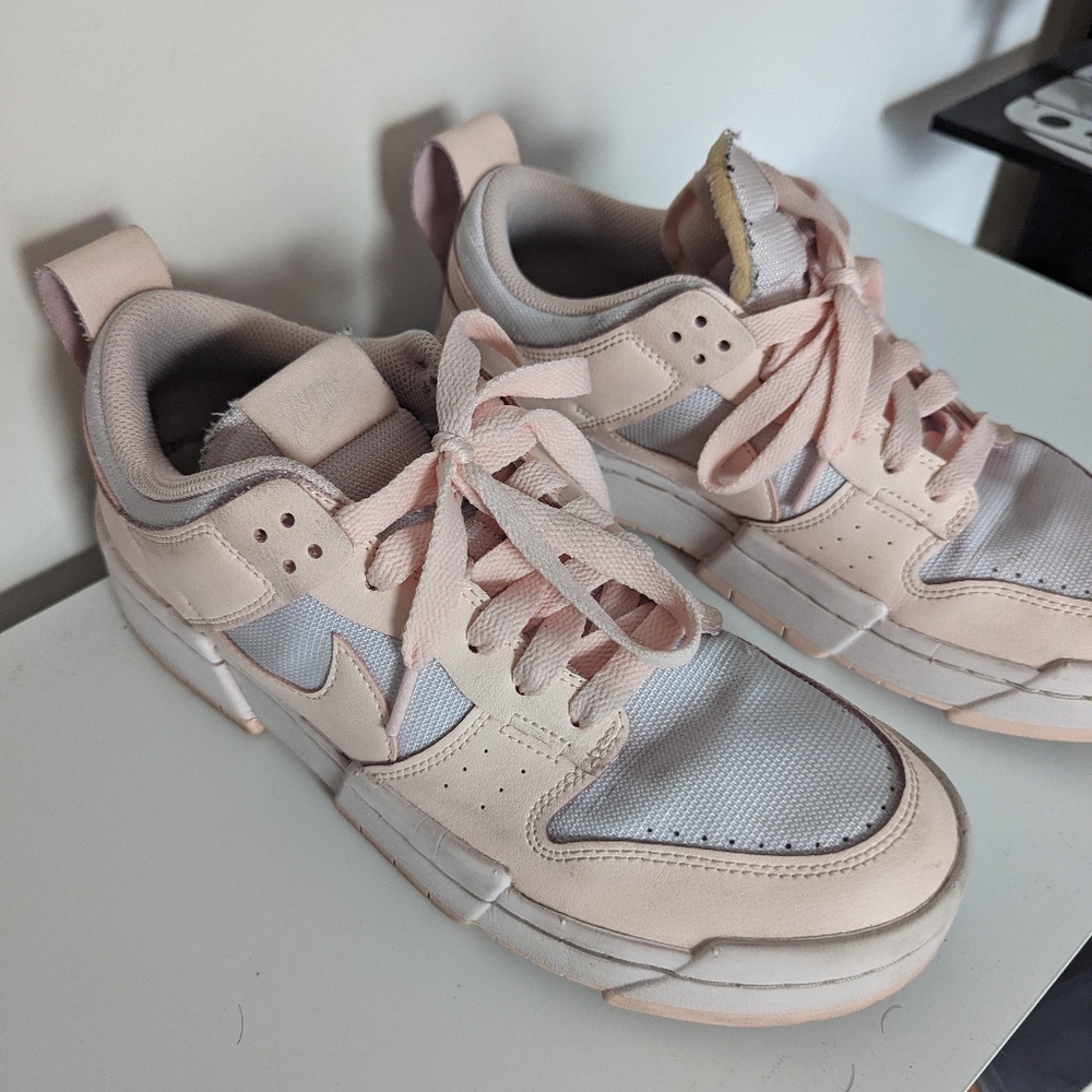 Nike Dunk pink size 9